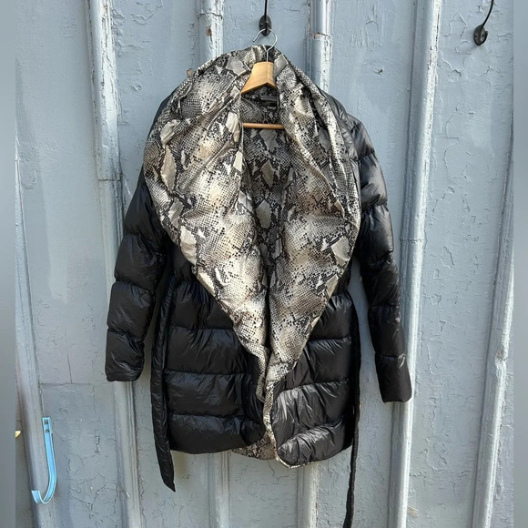 Diane Von Furstenberg Paulina Reversible Down Wrap Coat,  size Small - Picture 6 of 15